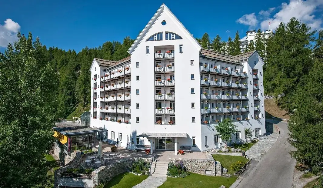 Tennishotel Schweizerhof Sils Maria